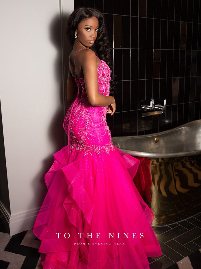 Tnm540 fuschia back